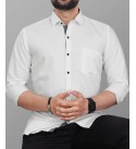 Men Regular Fit Solid Spread Collar Casual Shirt