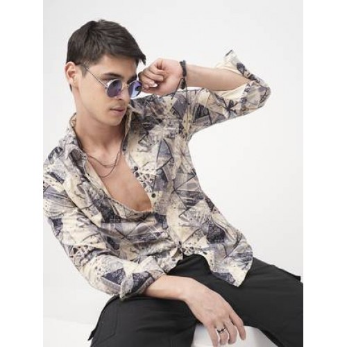 Men Slim Fit Self De...